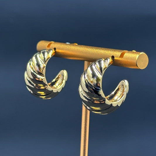 Gold Twist Hoops (Small)