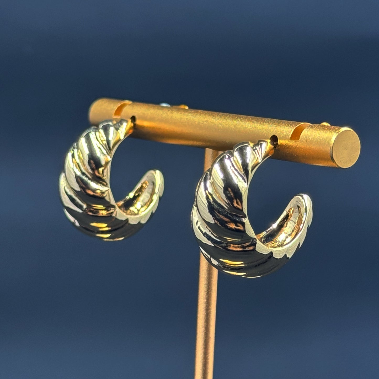 Gold Twist Hoops (Small)