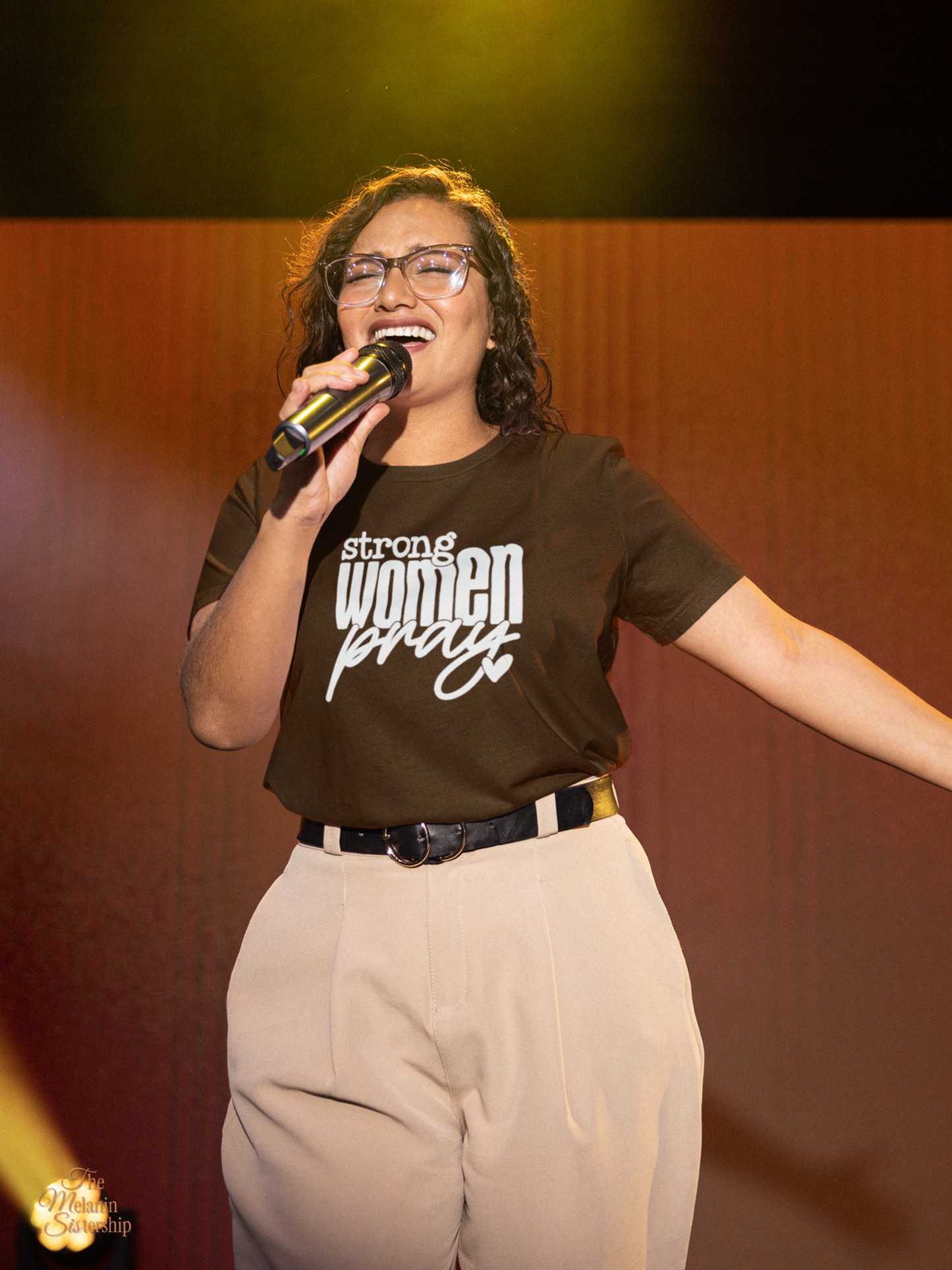 Strong Women Pray Tee